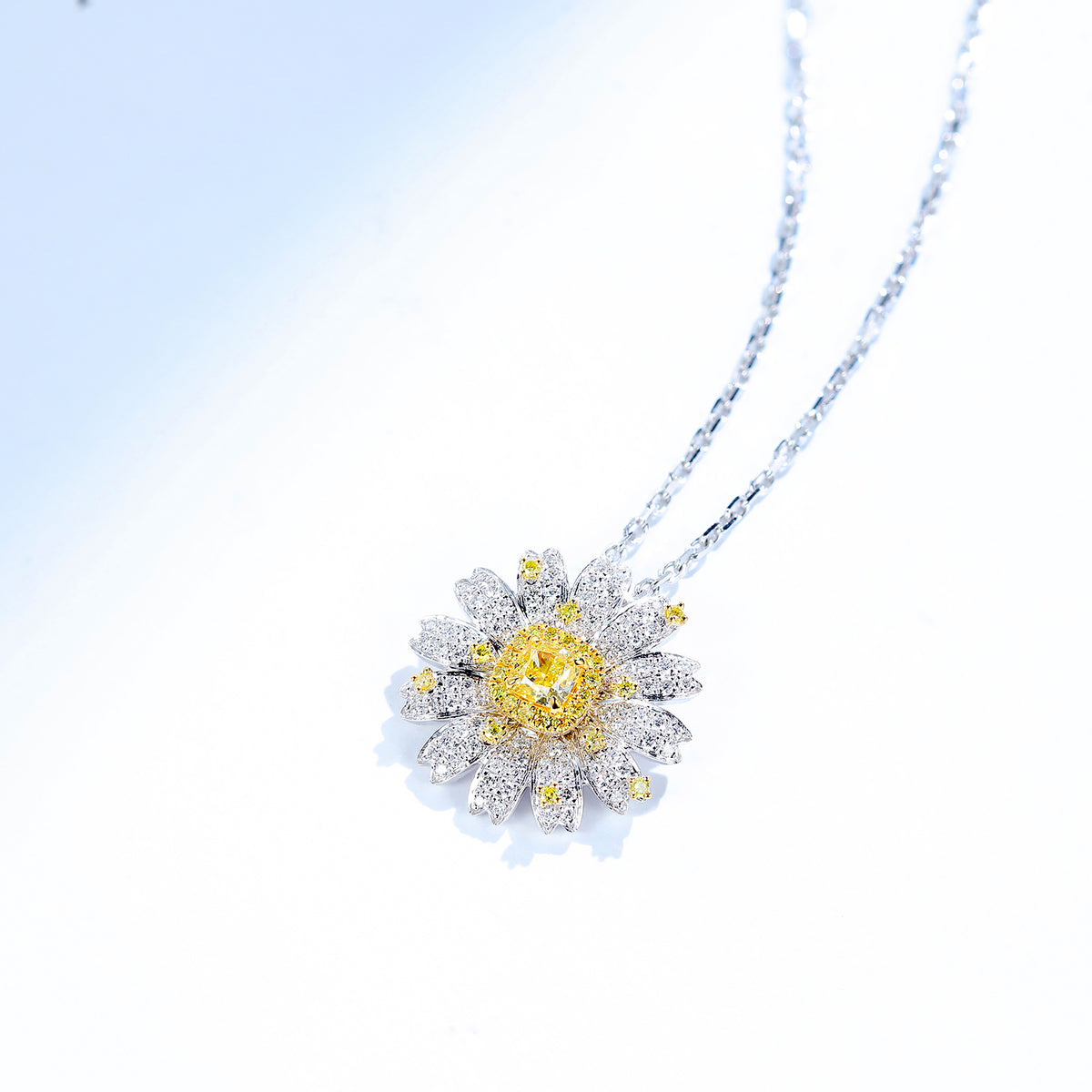ネックレス・ペンダント Shining Daisy Necklace Daisy Necklace - Flower Pendant, Gold Daisy Pendant, Pretty