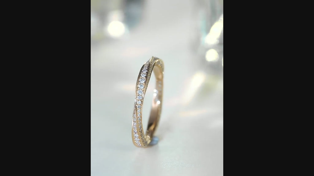 Diamond Mobius Strip Couple Wedding Ring